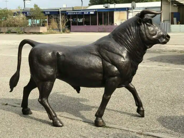 Sculpture Taureau Bronze