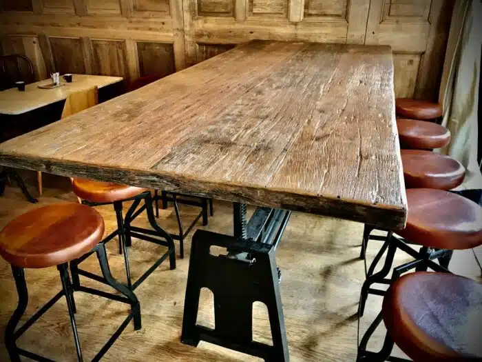 Pied table élévateur Café de Lyon - essence bois recyclé - VitaDeco