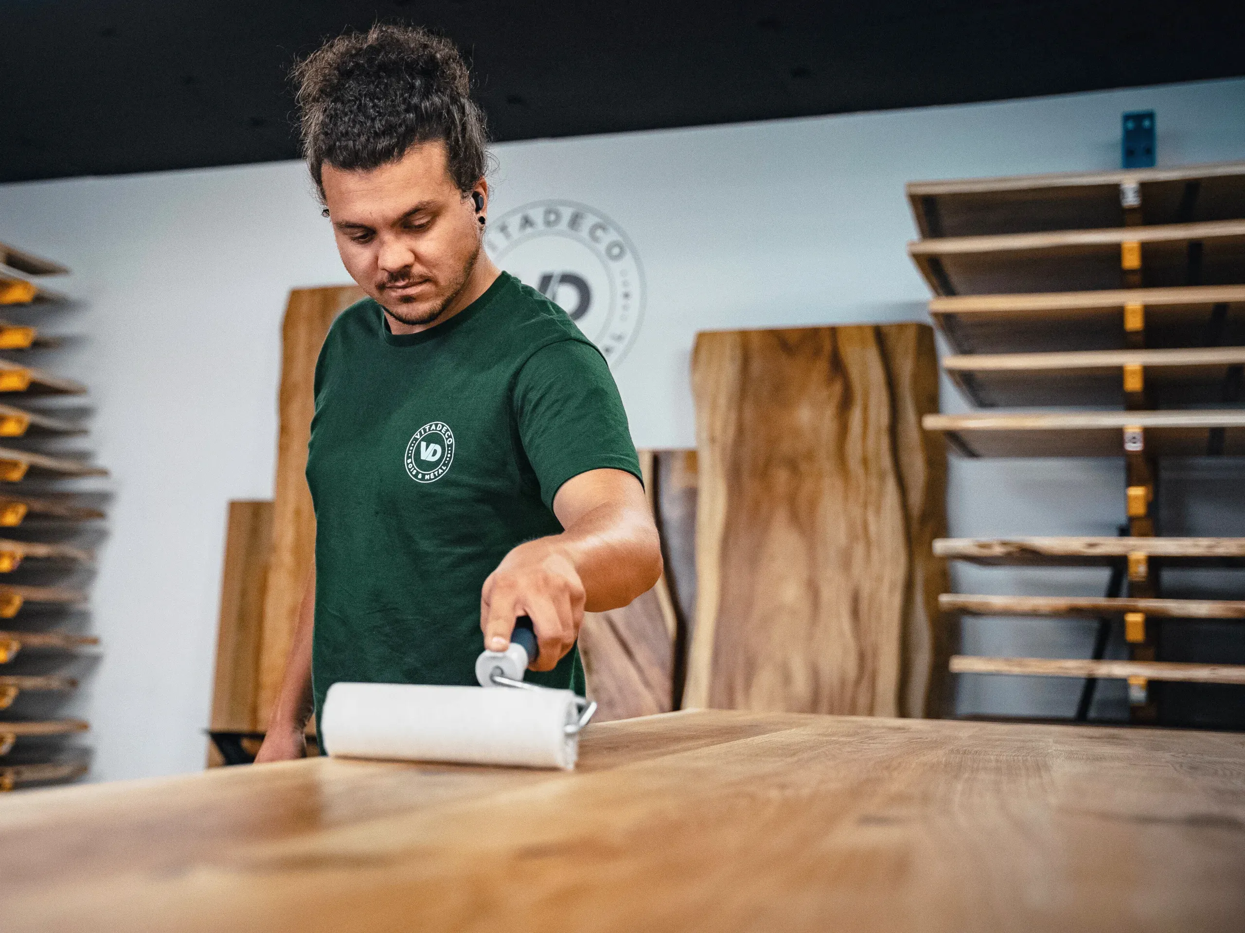 La vitrification d'une table à manger