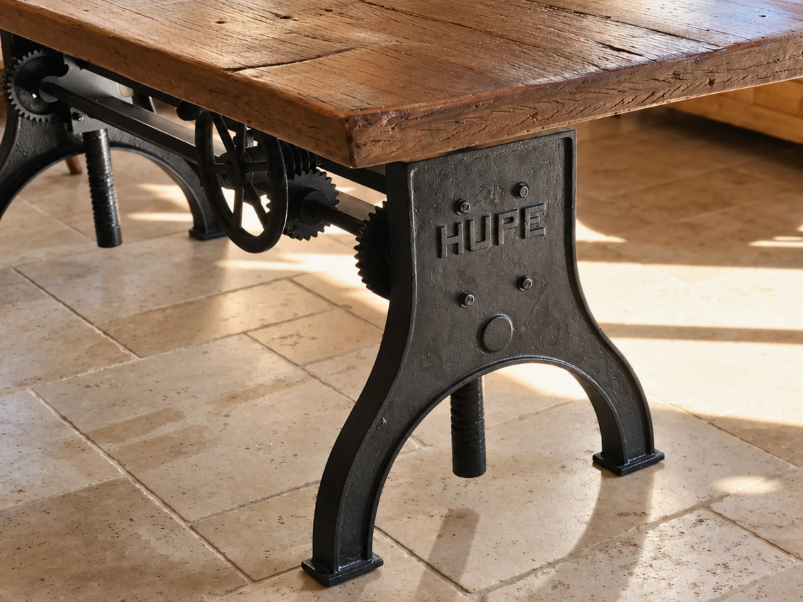 Un pied de table réglable