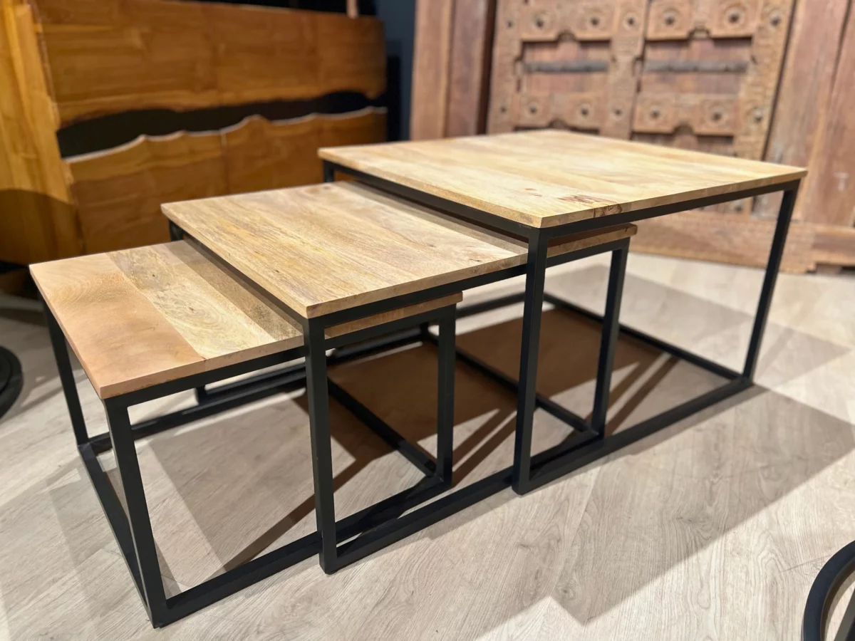 Trois tables gigognes basses