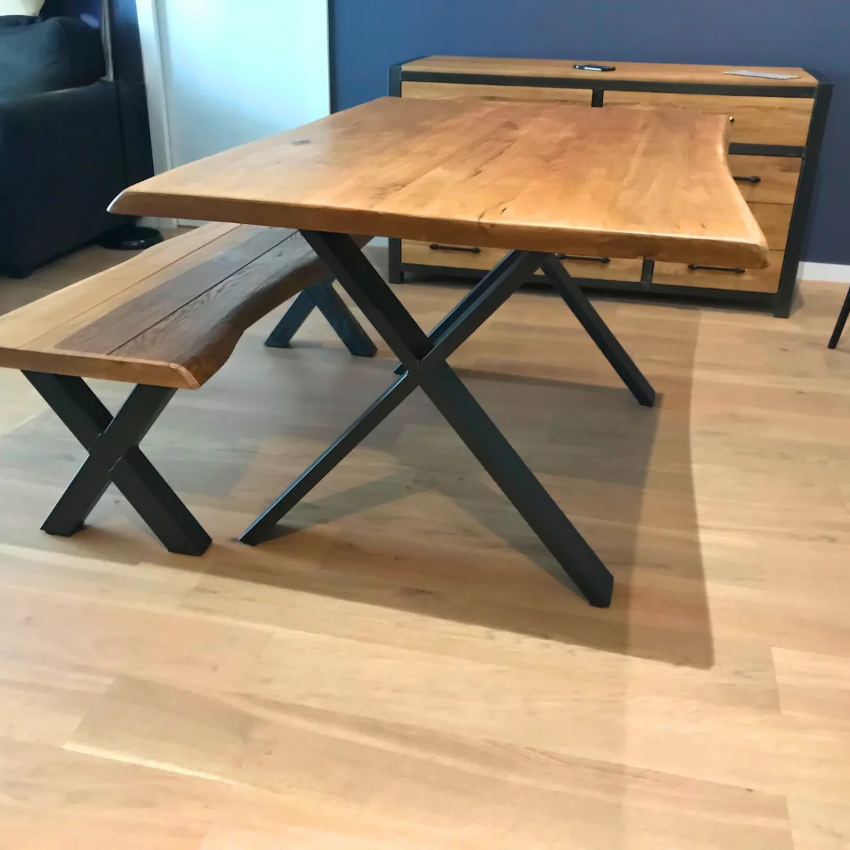Un banc de salle à manger en chêne