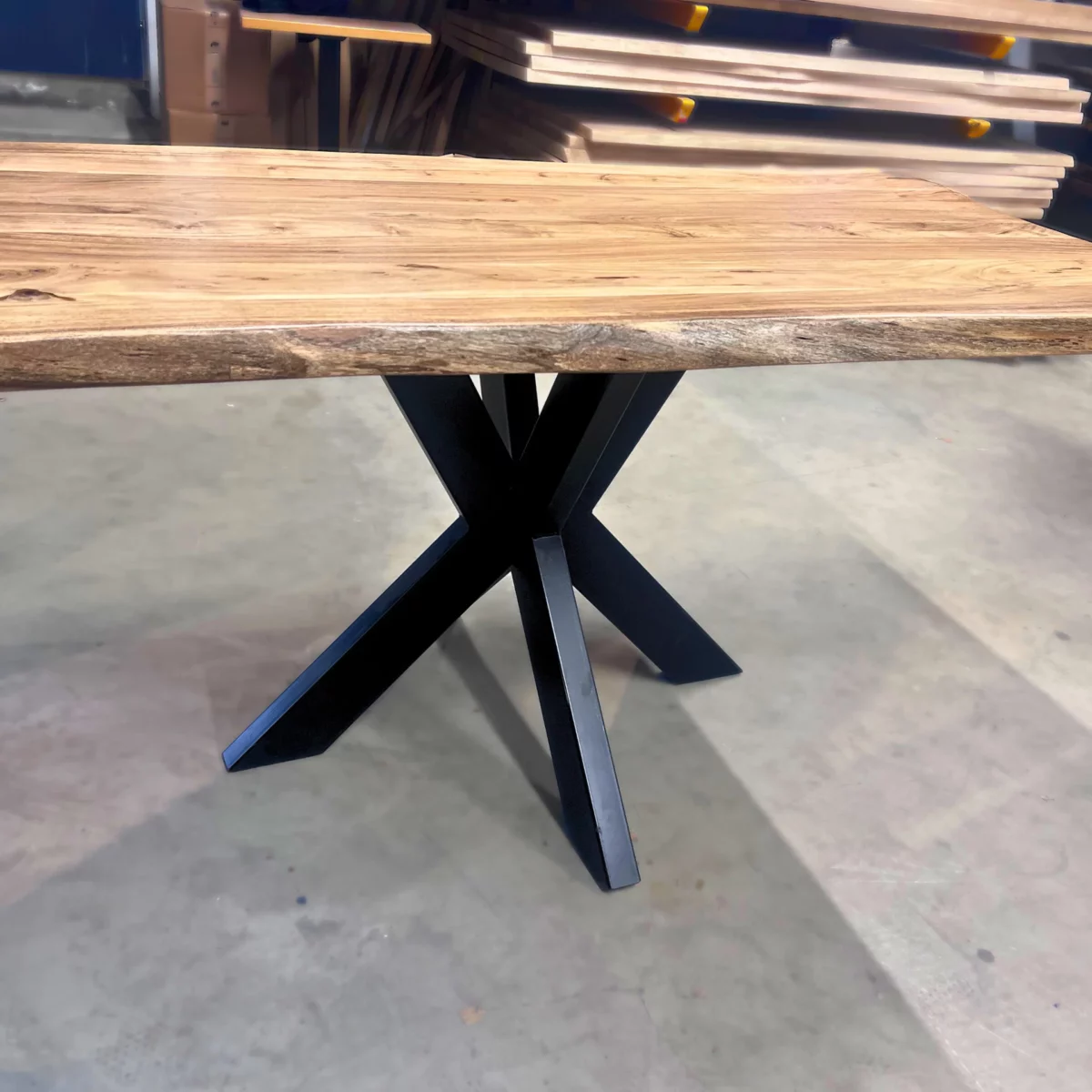 Une petite table à manger