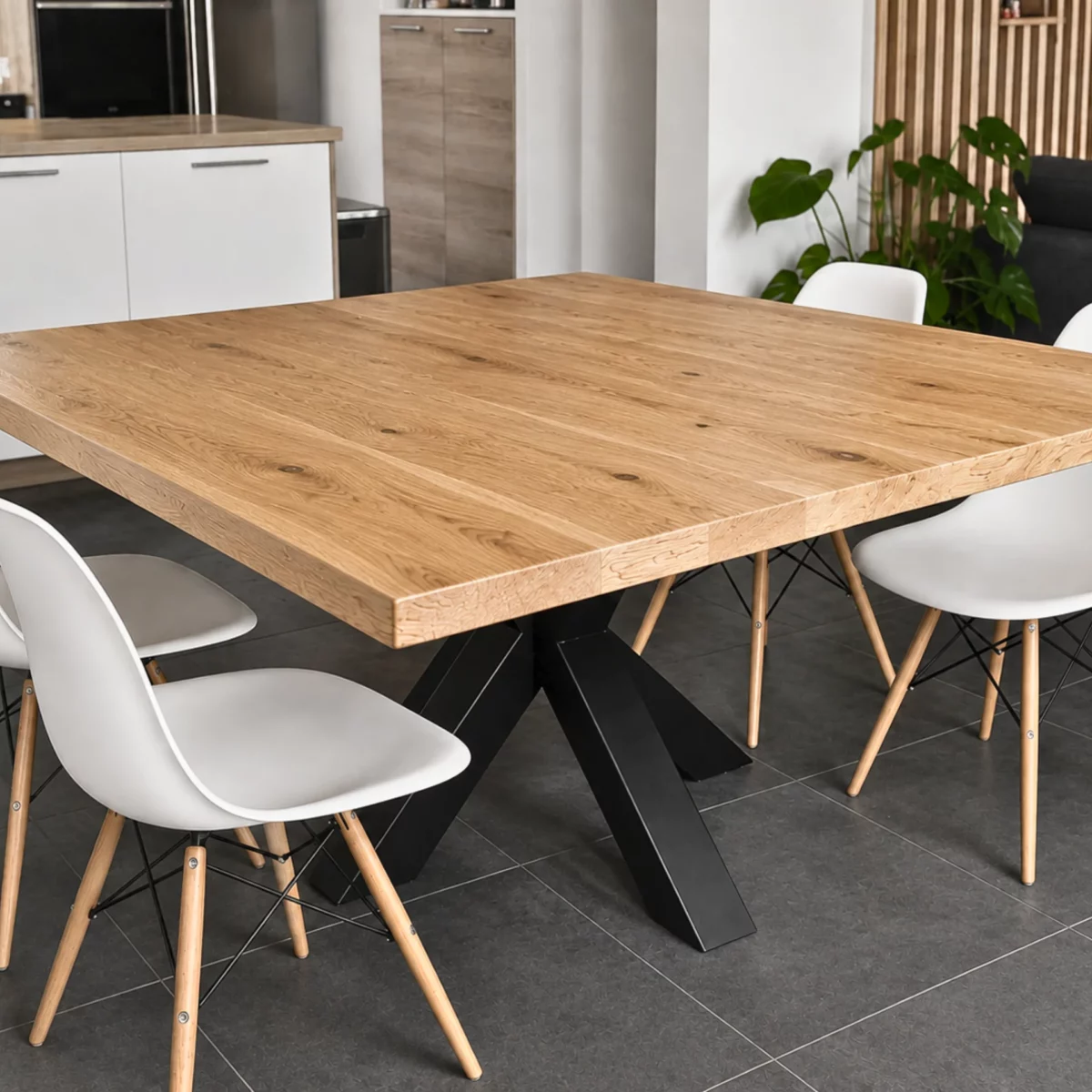 Un plateau de table carré
